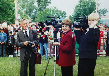 Татьяна  Тюльпанова и Галина Логинова в качестве операторов, 1998 г.